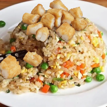 Cơm chiên chả mực Hạ Long: Nâng tầm món ăn quen thuộc