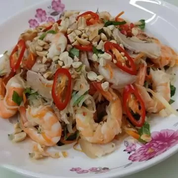 Gỏi Tôm Nõn: Bí Quyết Làm Món Gỏi Tôm Ngon Chuẩn Vị, Giòn Ngọt