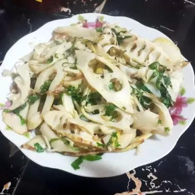Bình Liêu Mùa Măng Rừng: Hương Vị Dân Dã Đậm Chất Núi Rừng Đông Bắc
