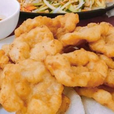 Bí Quyết Chế Biến 5 Món Ngon Từ Chả Mực Giã Tay Hạ Long Chuẩn Vị