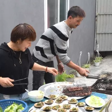Trải nghiệm đặc sản cá rìa nướng Cô Tô