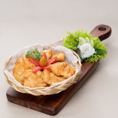 Chả mực Hạ Long: Tinh hoa ẩm thực biển Quảng Ninh và bí quyết chọn mua chuẩn vị