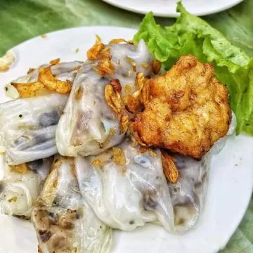 Bánh Cuốn Chả Mực Hạ Long: Đặc Sản Độc Đáo – Ăn Là Ghiền!